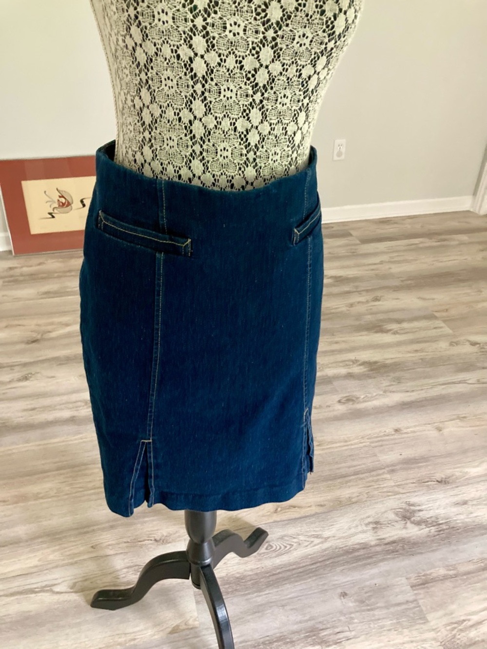 Jockey Deep Blue Stretch Denim Pencil Skirt
Size 10